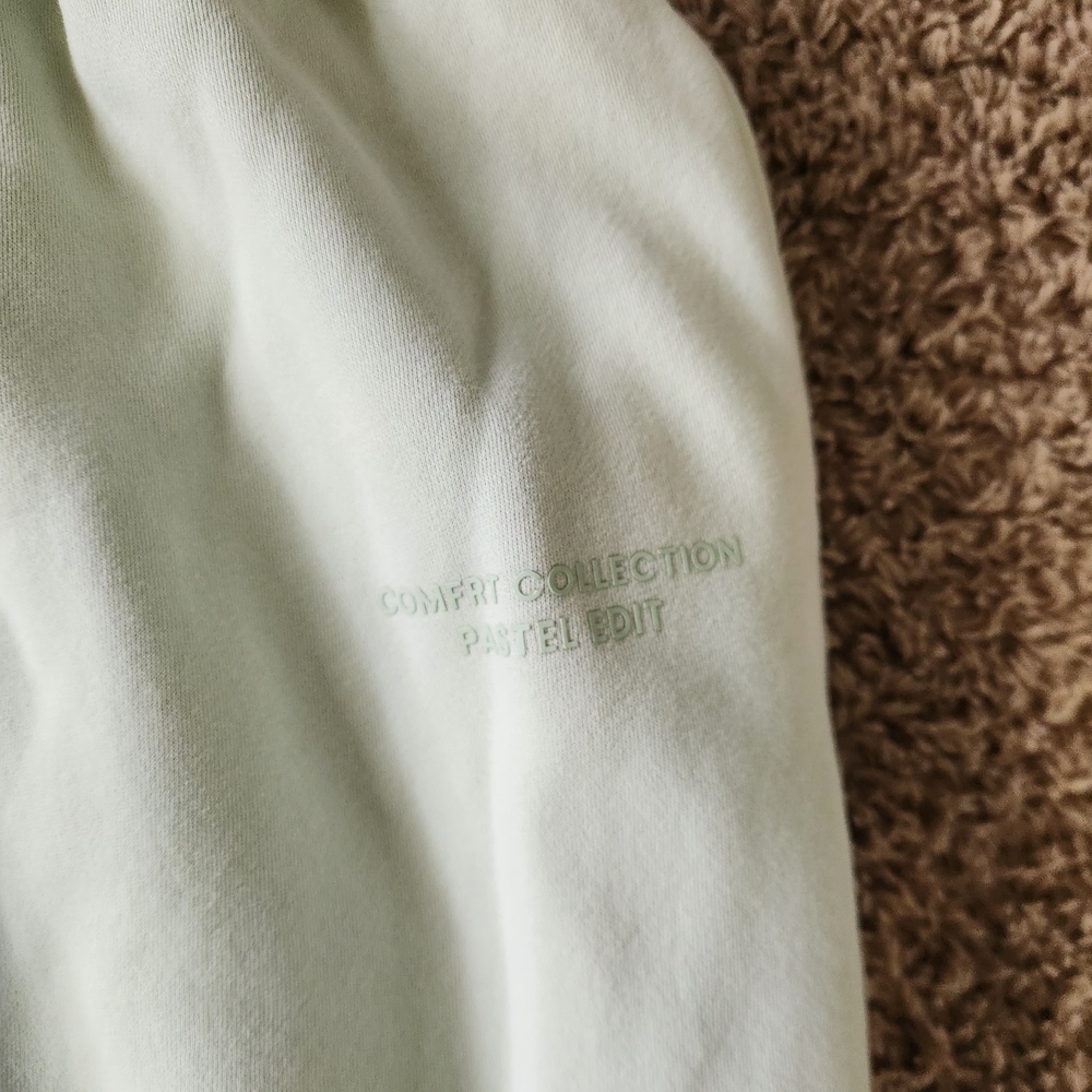 Pastel Green Comfort Collection Top
